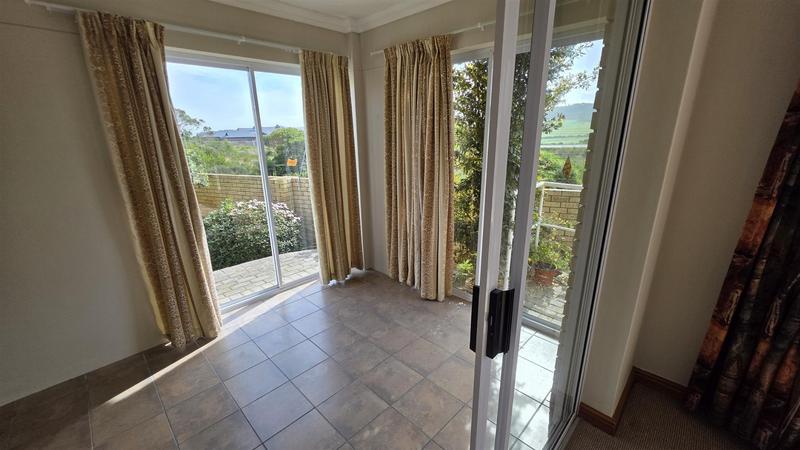2 Bedroom Property for Sale in Reebok Western Cape